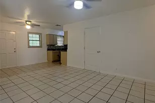 1320 S Rockwall Ave, Terrell, TX 75160 - Photo 4