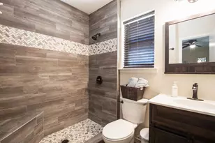 4026 Salem Dr, Garland, TX 75043 - Photo 14