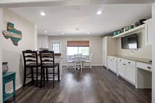 4026 Salem Dr, Garland, TX 75043 - Photo 2