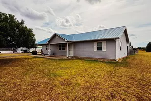 801 Co Rd 1895, Yantis, TX 75497 - Photo 32