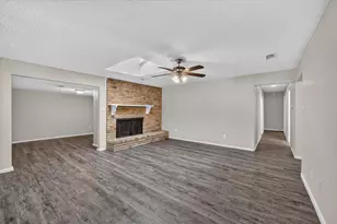 6401 Winn St, Fort Worth, TX 76133 - Photo 4
