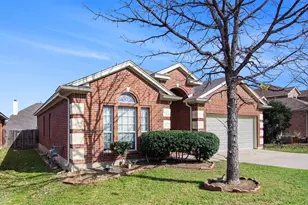 6036 Horse Trap Dr, Fort Worth, TX 76179 - Photo 2