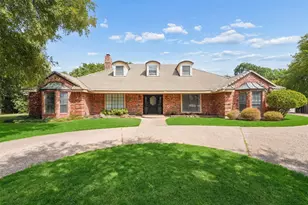 803 Green Tree Ct, Duncanville, TX 75137 - Photo 1
