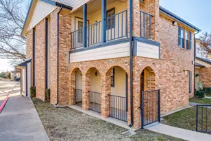 2835 Keller Springs, Carrollton, TX 75006 - Photo 2