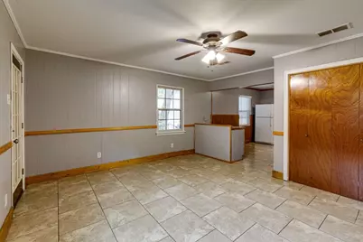 8710 Cardella Avenue, Dallas, TX 75217 - Photo 16