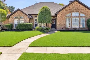 3214 Suzanne Dr, Rowlett, TX 75088 - Photo 1
