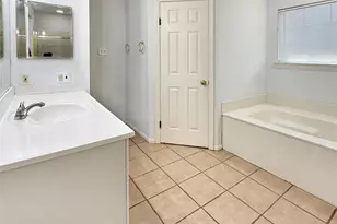 4219 Tanner Way, Grand Prairie, TX 75052 - Photo 10