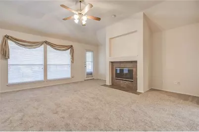1302 Heather Brook Drive, Allen, TX 75002 - Photo 4