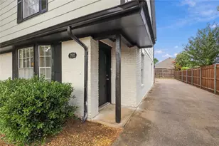 2808 S Fielder Rd, Arlington, TX 76015 - Photo 36