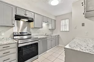 2808 S Fielder Rd, Arlington, TX 76015 - Photo 8