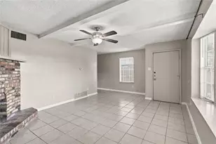 2808 S Fielder Rd, Arlington, TX 76015 - Photo 4