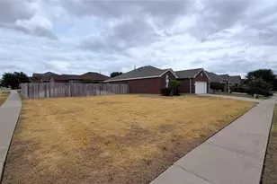 1 Sable Creek Blvd, Sanger, TX 76266 - Photo 2