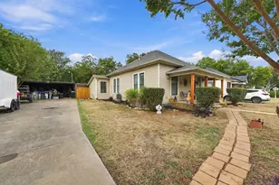 311 N Pendell Ave, Cleburne, TX 76033 - Photo 4