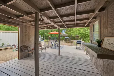 311 N Pendell Avenue, Cleburne, TX 76033 - Photo 22