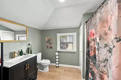 311 N Pendell Avenue, Cleburne, TX 76033 - Photo 20