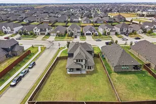 492 LeTara Vista Dr, Haslet, TX 76052 - Photo 32