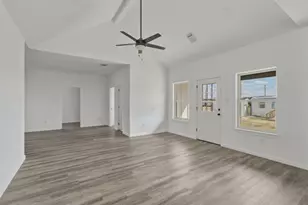 182 Brookview Dr, Bridgeport, TX 76426 - Photo 6