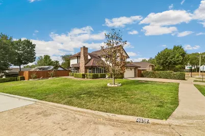 4357 Ashley Lane, Grand Prairie, TX 75052 - Photo 2