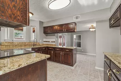 4357 Ashley Lane, Grand Prairie, TX 75052 - Photo 12