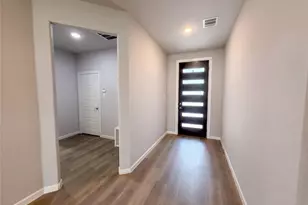 5417 Highview Ct, Haltom City, TX 76137 - Photo 4