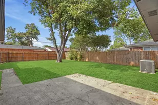 5221 Elkridge Dr, Dallas, TX 75227 - Photo 16