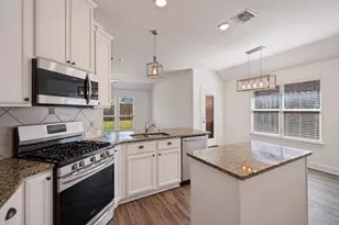 4501 Lakeview Dr, Frisco, TX 75036 - Photo 10