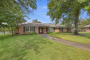 1609 Lakewood Dr, Sherman, TX 75092 - Photo 6