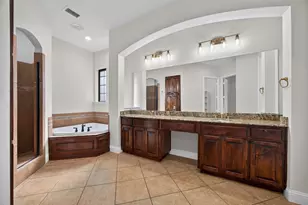 6947 Seabreeze Dr, Grand Prairie, TX 75054 - Photo 20