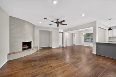 844 Woodcrest Drive, Hurst, TX 76053 - Photo 14