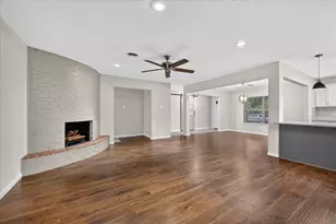 844 Woodcrest Dr, Hurst, TX 76053 - Photo 14