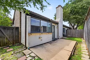 18040 Midway Rd, Dallas, TX 75287 - Photo 14