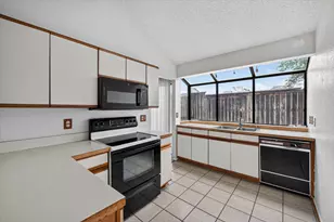 18040 Midway Rd, Dallas, TX 75287 - Photo 6