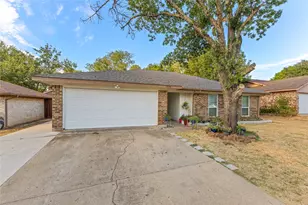 13225 Lexington Ln, Balch Springs, TX 75180 - Photo 2