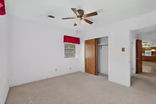 3719 Rockbluff Dr, Dallas, TX 75227 - Photo 22