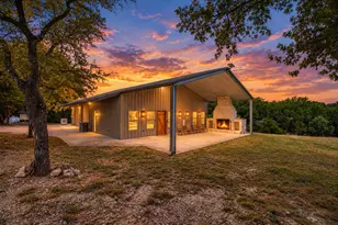 400 Hali Brooke Dr, China Spring, TX 76633 - Photo 1