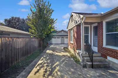 6220 Kenwood Avenue, Dallas, TX 75214 - Photo 28