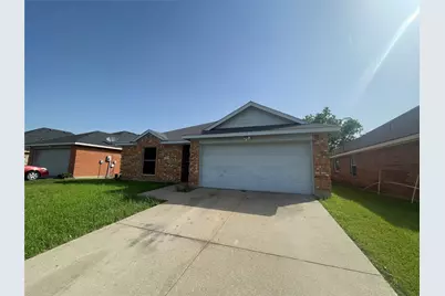 112 Kennedy Drive, Terrell, TX 75160 - Photo 2