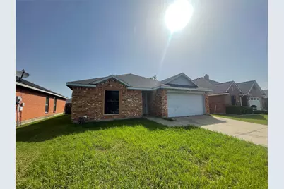 112 Kennedy Drive, Terrell, TX 75160 - Photo 1