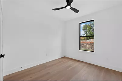 1656 W Wintergreen Road, Lancaster, TX 75134 - Photo 24