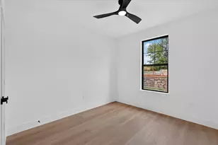 1656 W Wintergreen Rd, Lancaster, TX 75134 - Photo 24