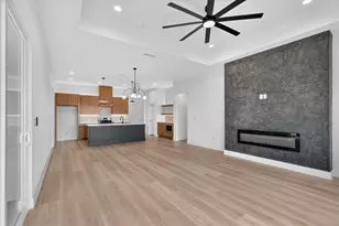 1656 W Wintergreen Rd, Lancaster, TX 75134 - Photo 8