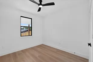 1656 W Wintergreen Rd, Lancaster, TX 75134 - Photo 26