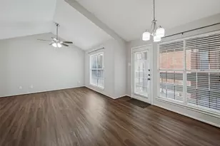 256 Jefferson Pkwy, Fort Worth, TX 76107 - Photo 4