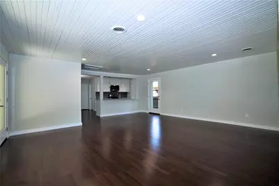2435 Hillsboro Avenue, Dallas, TX 75228 - Photo 6