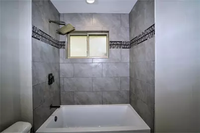 2435 Hillsboro Avenue, Dallas, TX 75228 - Photo 14