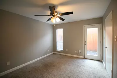 2064 Embassy Way, Carrollton, TX 75006 - Photo 18