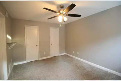 2064 Embassy Way, Carrollton, TX 75006 - Photo 28