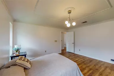 2251 Woodcreek Street, Carrollton, TX 75006 - Photo 24