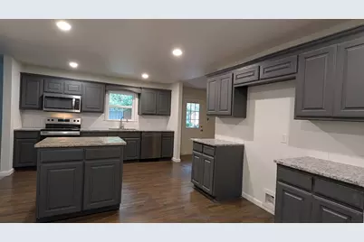 1406 Eastus Drive, Dallas, TX 75208 - Photo 6