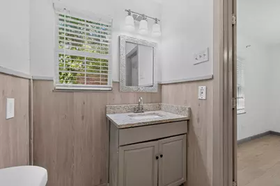 3831 Vanette Lane, Dallas, TX 75216 - Photo 18